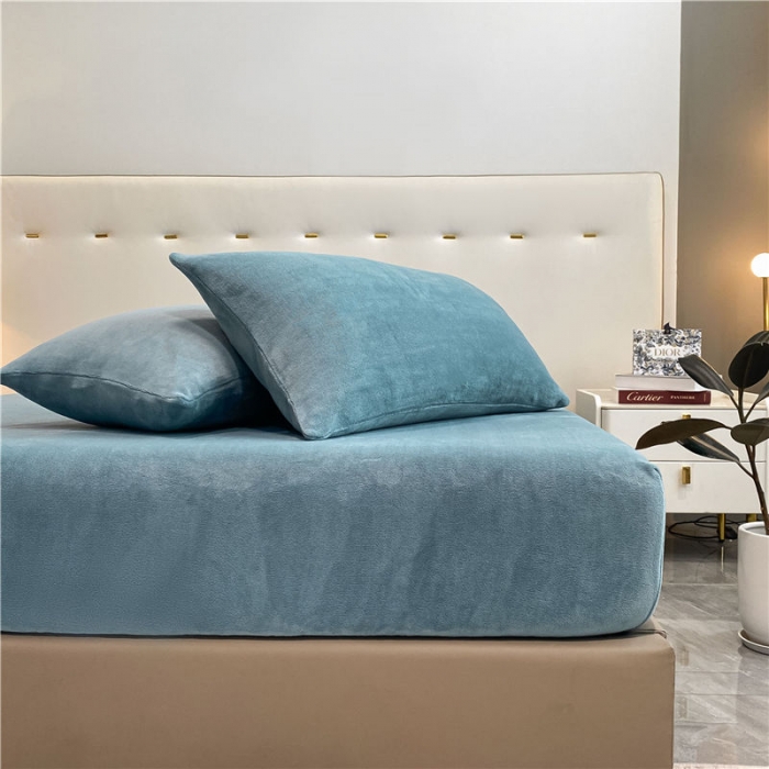 91家纺网 家纺一手货源 找家纺 古吉梦 2022年新款牛奶绒纯色床笠三件套 牛奶绒床笠-宾利蓝