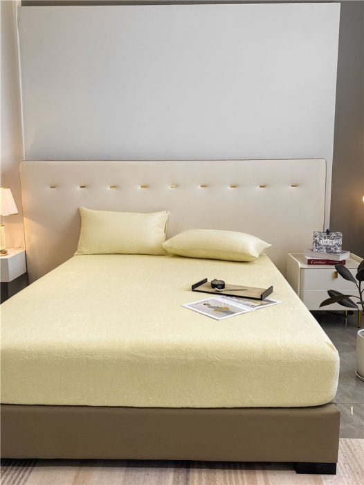 91家纺网 家纺一手货源 找家纺 古吉梦 2022年新款牛奶绒纯色床笠三件套 牛奶绒床笠-奶白