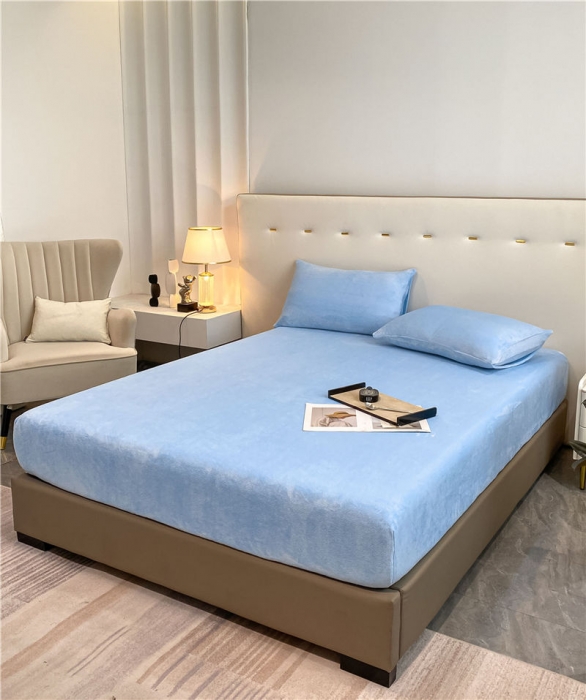 91家纺网 家纺一手货源 找家纺 古吉梦 2022年新款牛奶绒纯色床笠三件套 牛奶绒床笠-天空兰