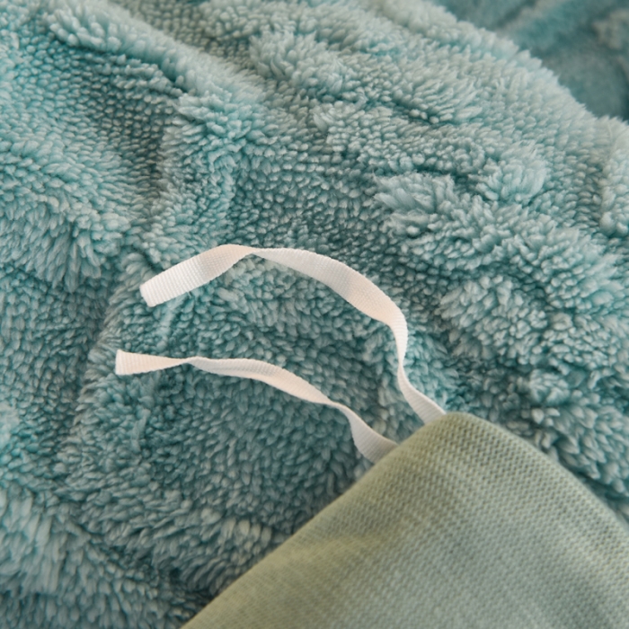 91家纺网 家纺一手货源 找家纺 绒兔兔 2022新款秋冬舒棉绒韩版床裙床单四件套 复古绿