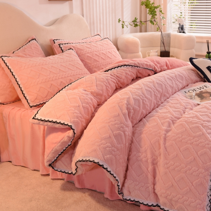 91家纺网 家纺一手货源 找家纺 绒兔兔 2022新款秋冬舒棉绒韩版床裙床单四件套 玫瑰粉