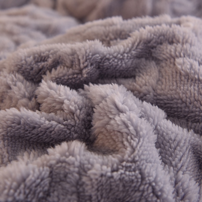 91家纺网 家纺一手货源 找家纺 绒兔兔 2022新款秋冬舒棉绒韩版床裙床单四件套 香芋紫