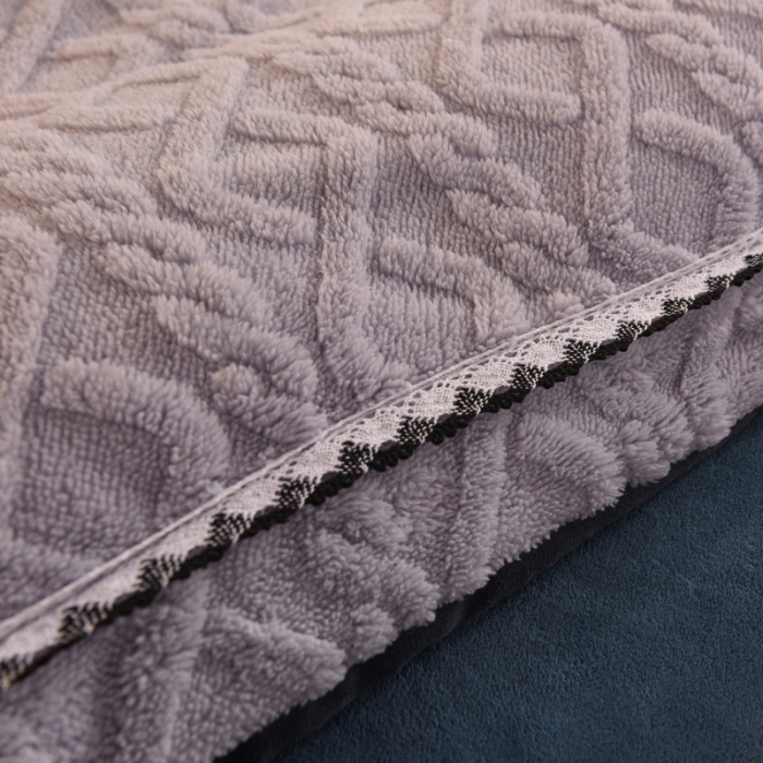 91家纺网 家纺一手货源 找家纺 绒兔兔 2022新款秋冬舒棉绒韩版床裙床单四件套 香芋紫