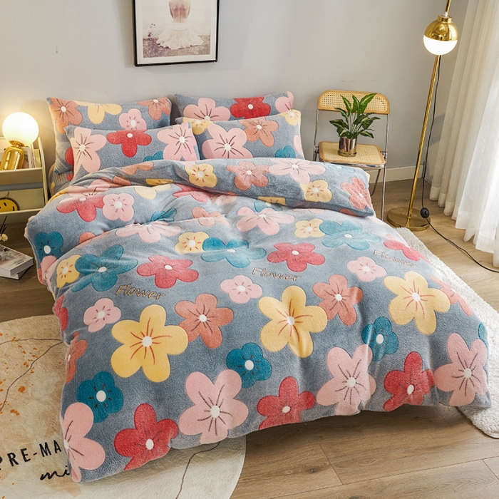 91家纺网 家纺一手货源 找家纺 被多多 2022新款雪花绒印花被套 蔓蔓花舞