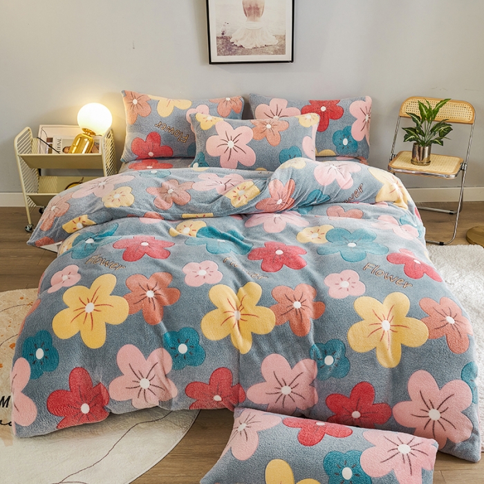 91家纺网 家纺一手货源 找家纺 被多多 2022新款雪花绒印花被套 蔓蔓花舞