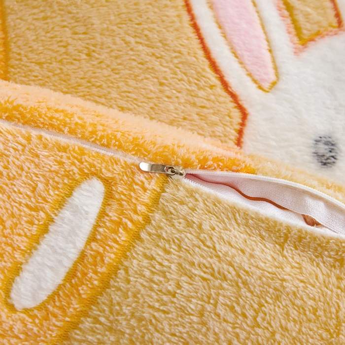 91家纺网 家纺一手货源 找家纺 被多多 2022新款雪花绒印花被套 萌萌兔