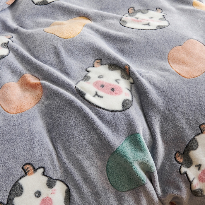 91家纺网 家纺一手货源 找家纺 被多多 2022新款雪花绒印花被套 奶牛灰