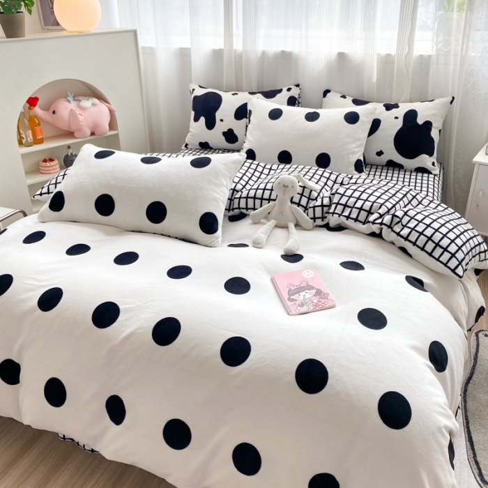 91家纺网 家纺一手货源 找家纺 西引力 2022新加厚印花小清新牛奶绒四件套法莱绒单被套直播 黑糖波点