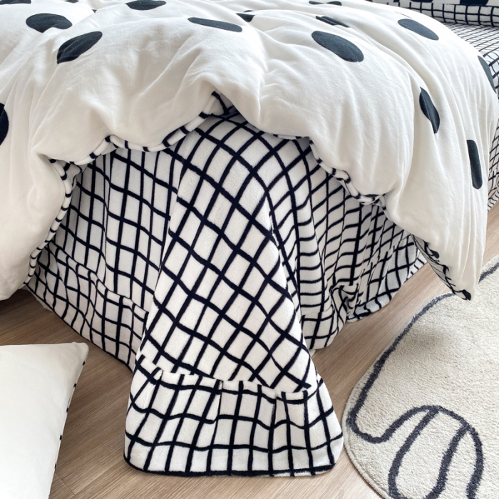 91家纺网 家纺一手货源 找家纺 西引力 2022新加厚印花小清新牛奶绒四件套法莱绒单被套直播 黑糖波点