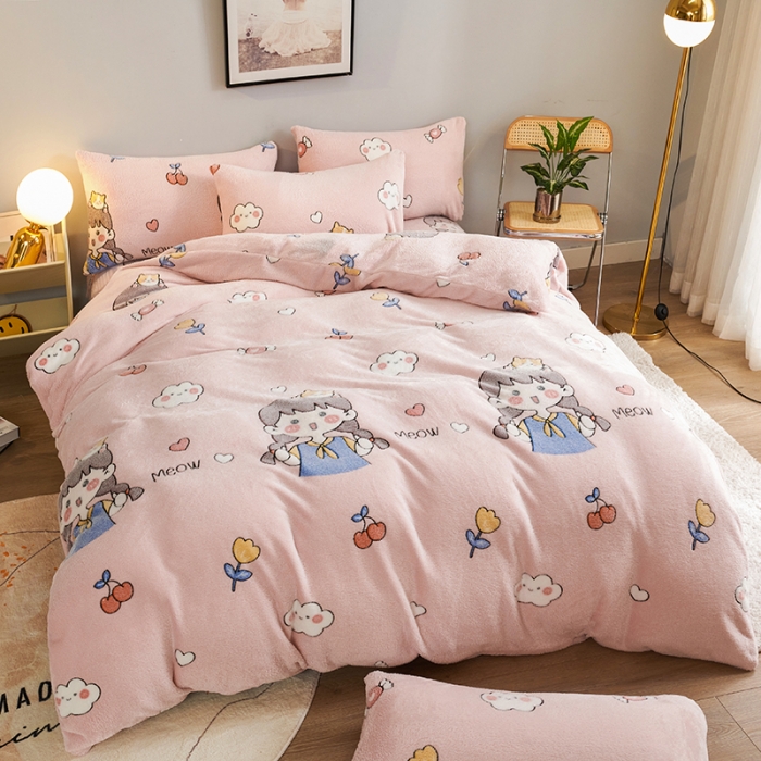 91家纺网 家纺一手货源 找家纺 被多多 2022新款雪花绒印花被套 樱桃女孩