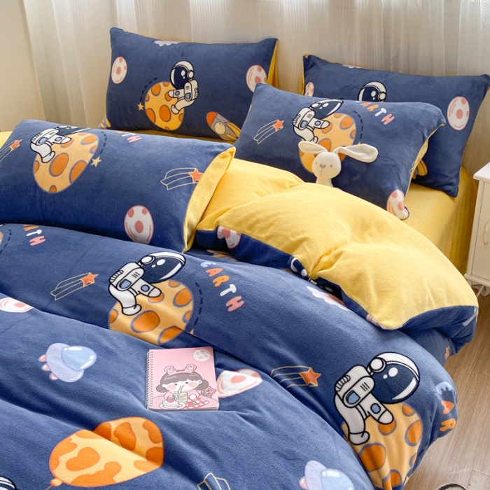 91家纺网 家纺一手货源 找家纺 西引力 2022新加厚印花小清新牛奶绒四件套法莱绒单被套直播 太空人