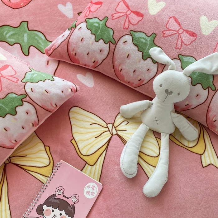 91家纺网 家纺一手货源 找家纺 西引力 2022新加厚印花小清新牛奶绒四件套法莱绒单被套直播 甜蜜蜜