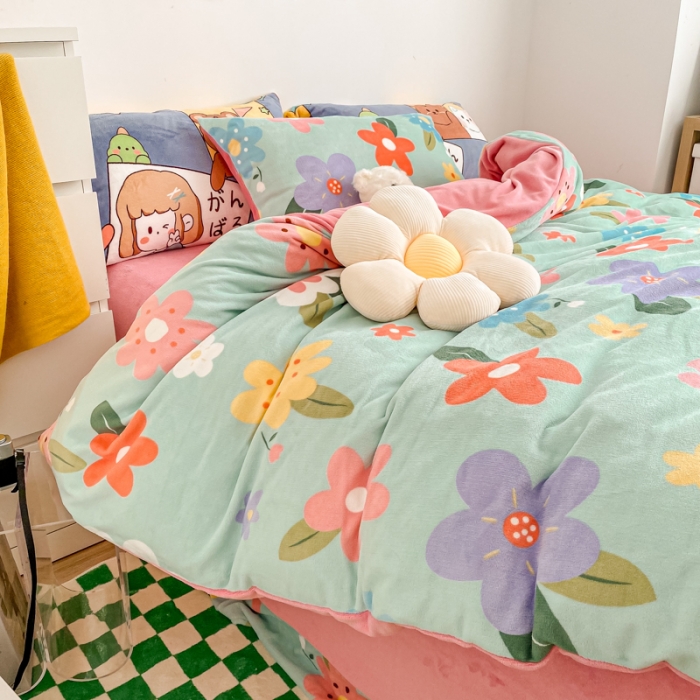 91家纺网 家纺一手货源 找家纺 西引力 2022新加厚印花小清新牛奶绒四件套法莱绒单被套直播 万紫千红