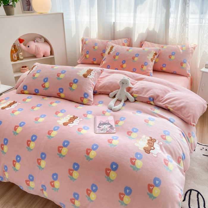 91家纺网 家纺一手货源 找家纺 西引力 2022新加厚印花小清新牛奶绒四件套法莱绒单被套直播 小花花