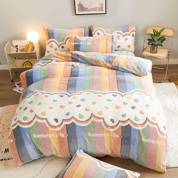 91家纺网 家纺一手货源 找家纺 被多多 2022新款雪花绒印花四件套 爱心彩虹