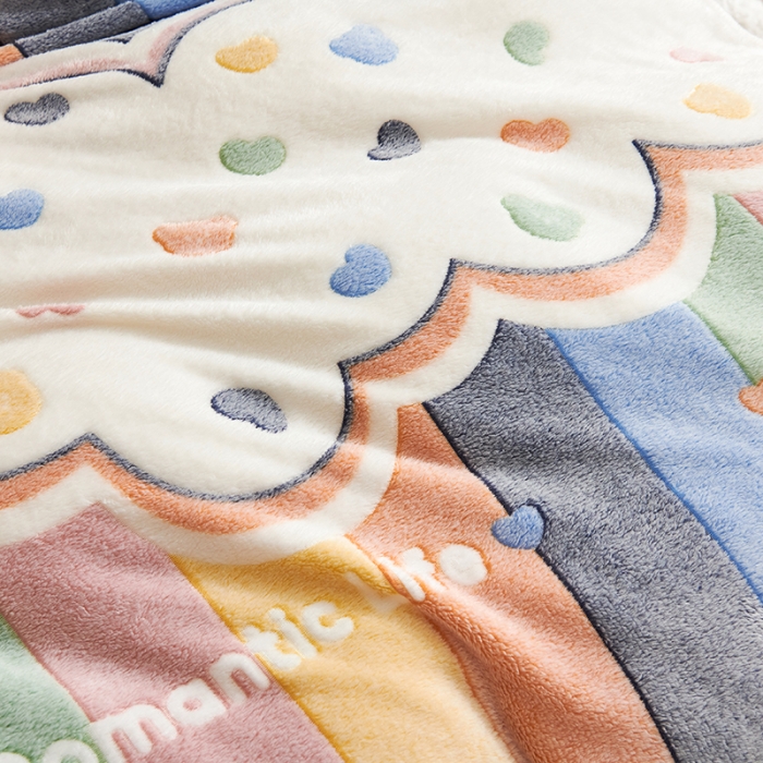 91家纺网 家纺一手货源 找家纺 被多多 2022新款雪花绒印花四件套 爱心彩虹