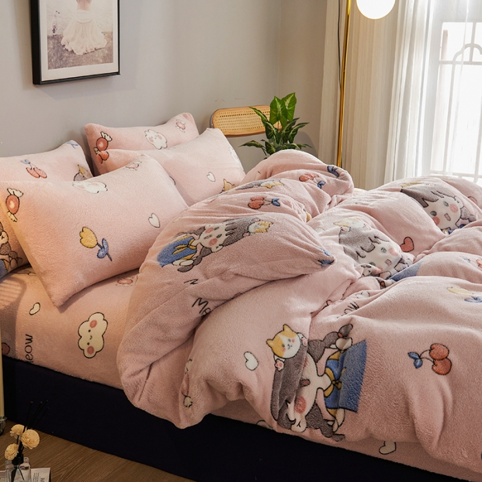 91家纺网 家纺一手货源 找家纺 被多多 2022新款雪花绒印花四件套 樱桃女孩