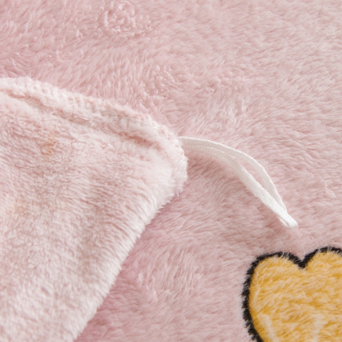 91家纺网 家纺一手货源 找家纺 被多多 2022新款雪花绒印花四件套 樱桃女孩