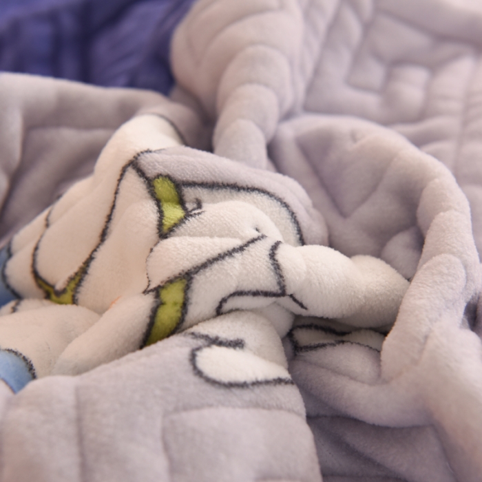 91家纺网 家纺一手货源 找家纺 2025新款牛奶绒印花夹棉花边 单品被套 喵星球