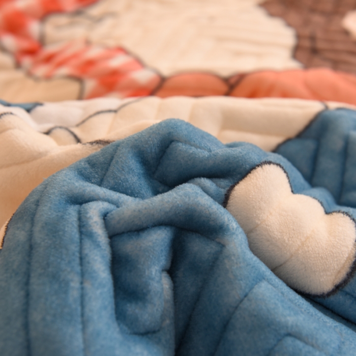 91家纺网 家纺一手货源 找家纺 2025新款牛奶绒印花夹棉花边 单品被套 泡泡公主