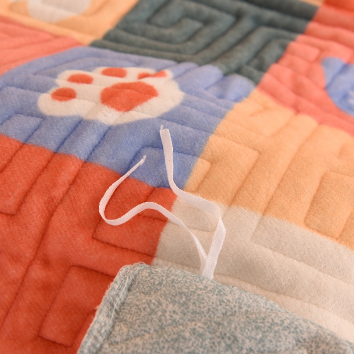 91家纺网 家纺一手货源 找家纺 2025新款牛奶绒印花夹棉花边 单品被套 校园女孩