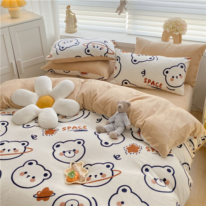 91家纺网 家纺一手货源 找家纺 古吉梦 2022年新款牛奶绒印花四件套 白熊