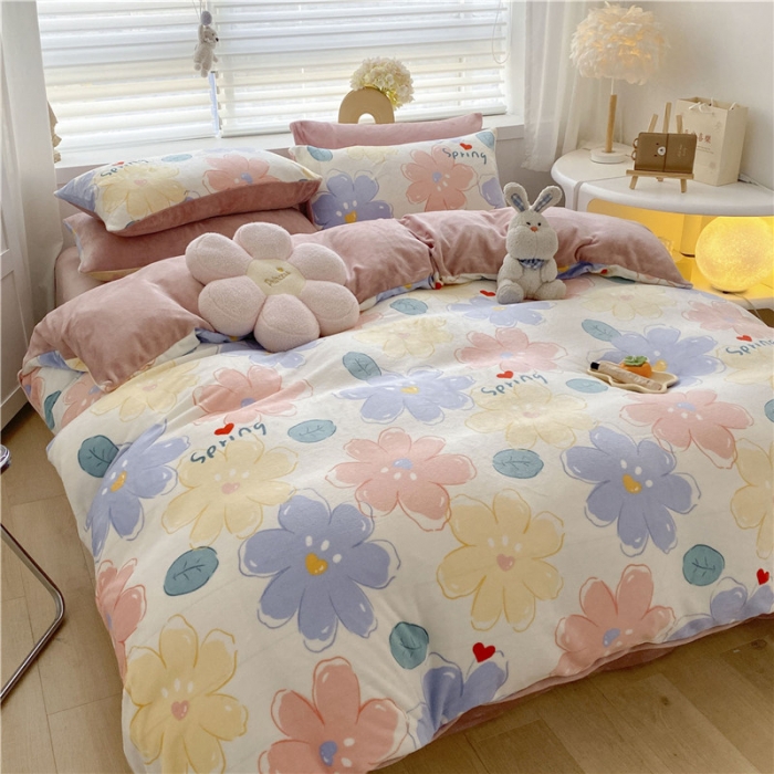 91家纺网 家纺一手货源 找家纺 古吉梦 2022年新款牛奶绒印花四件套 花梦