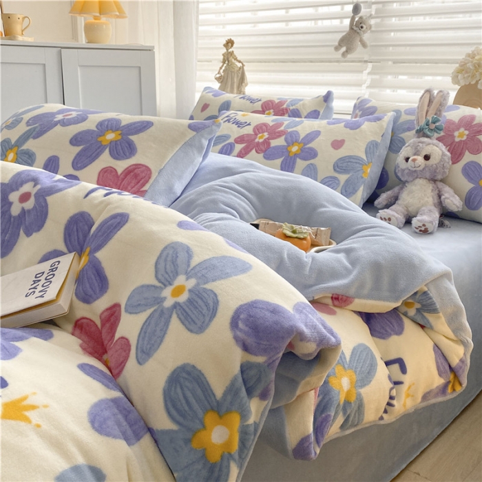 91家纺网 家纺一手货源 找家纺 古吉梦 2022年新款牛奶绒印花四件套 花颜