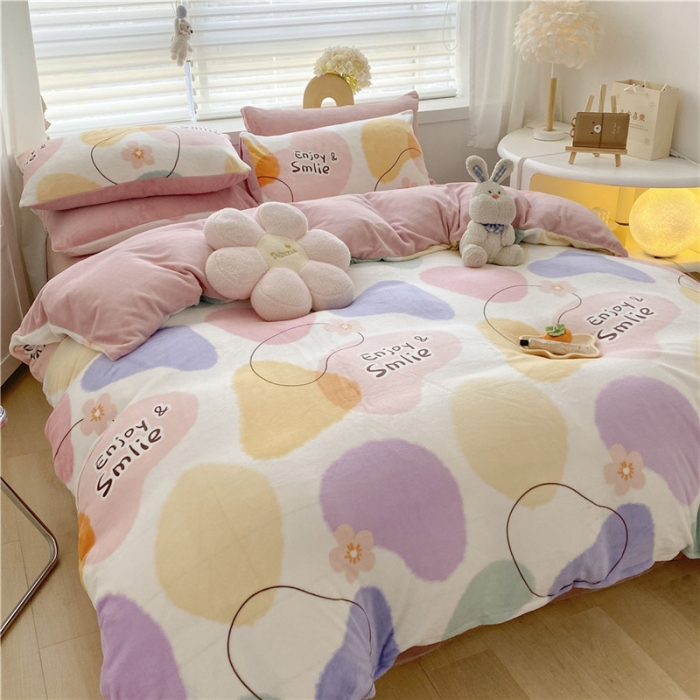 91家纺网 家纺一手货源 找家纺 古吉梦 2022年新款牛奶绒印花四件套 七彩石