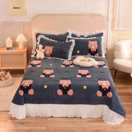 91家纺网 家纺一手货源 找家纺 （总）2025新款牛奶绒印花夹棉花边 单品床盖可定制任何尺寸