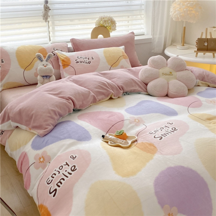 91家纺网 家纺一手货源 找家纺 古吉梦 2022年新款牛奶绒印花四件套 七彩石