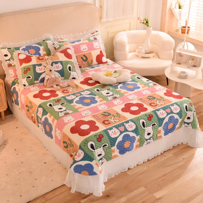 91家纺网 家纺一手货源 找家纺 2025新款牛奶绒印花夹棉花边 单品床盖 萌宠跳跳