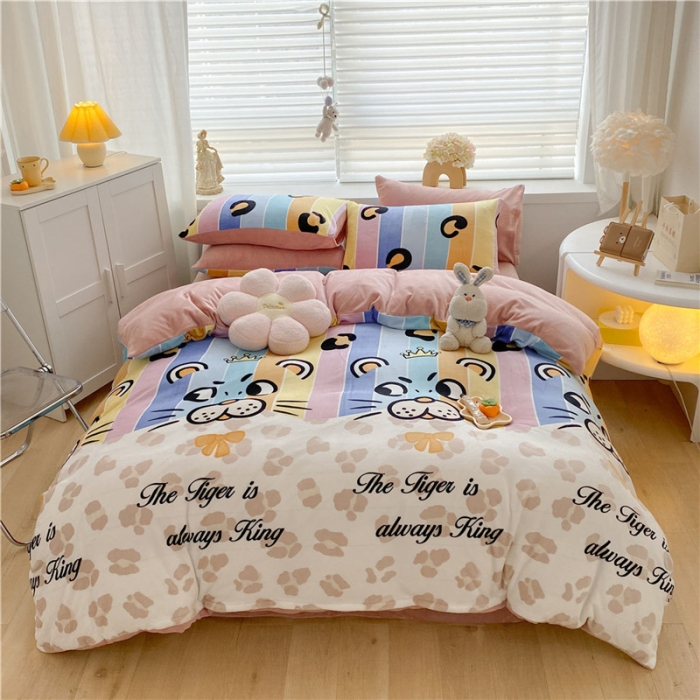 91家纺网 家纺一手货源 找家纺 古吉梦 2022年新款牛奶绒印花四件套 森林之王