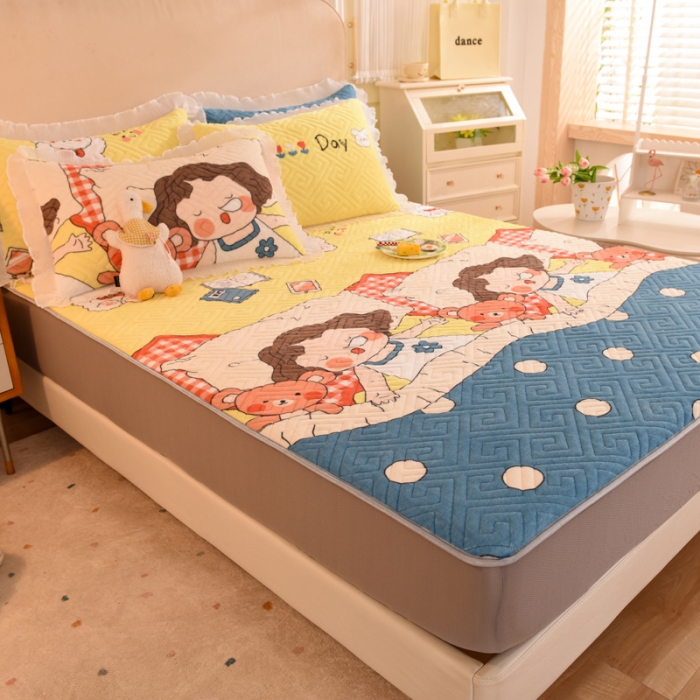 91家纺网 家纺一手货源 找家纺 甜之梦  2025新款牛奶绒印花夹棉花边系列单品床笠 泡泡公主