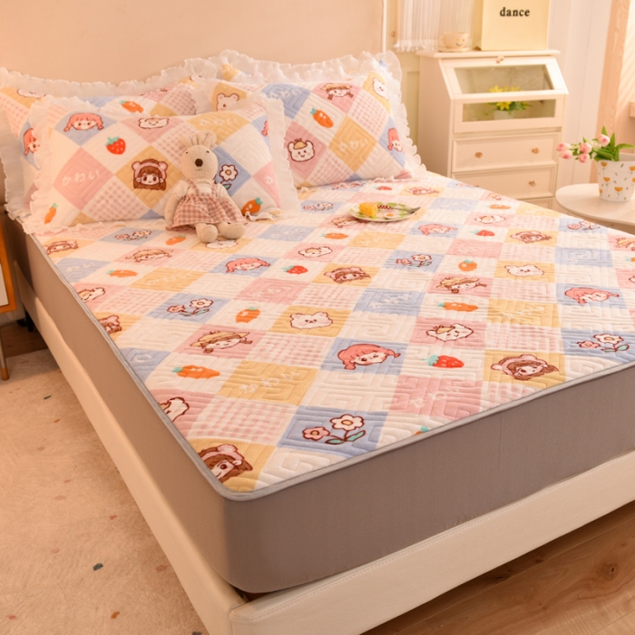 91家纺网 家纺一手货源 找家纺 甜之梦  2025新款牛奶绒印花夹棉花边系列单品床笠 诗雨恋人