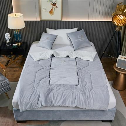 91家纺网 家纺一手货源 找家纺 （总）翰轩家居 2022新款水晶绒绣花抱枕被系列-祥禄