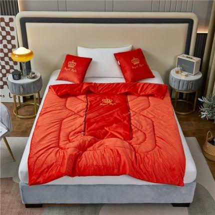 91家纺网 家纺一手货源 找家纺 （总）翰轩家居2022新款 水晶绒绣花抱枕被系列-皇冠