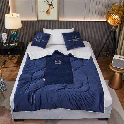 翰轩家居 2022新款水晶绒绣花抱枕被系列-祥禄 藏青