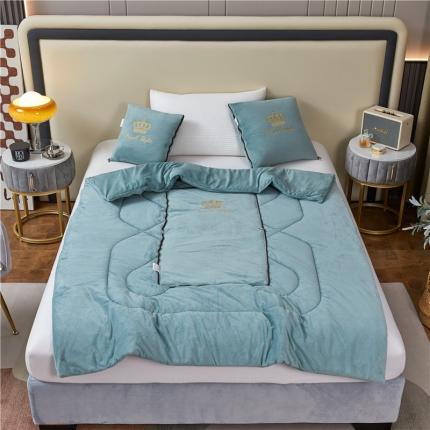 翰轩家居2022新款 水晶绒绣花抱枕被系列-皇冠 抹茶绿