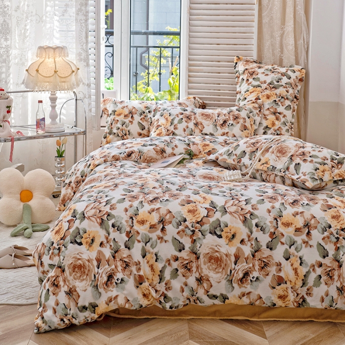 91家纺网 家纺一手货源 找家纺 沐棉 2022新款抗静电高克重加厚小清新印花牛奶绒四件套 复古花