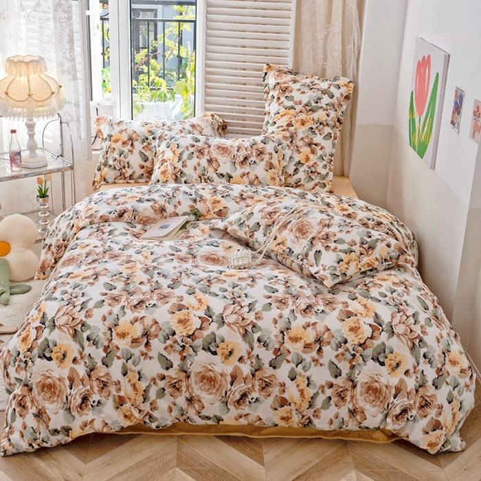 91家纺网 家纺一手货源 找家纺 沐棉 2022新款抗静电高克重加厚小清新印花牛奶绒四件套 复古花