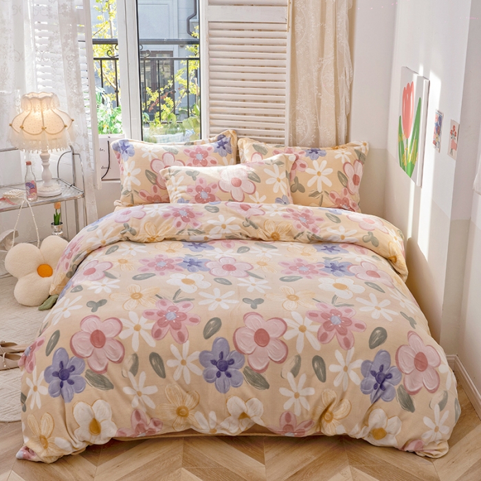 91家纺网 家纺一手货源 找家纺 沐棉 2022新款抗静电高克重加厚小清新印花牛奶绒四件套 花如梦