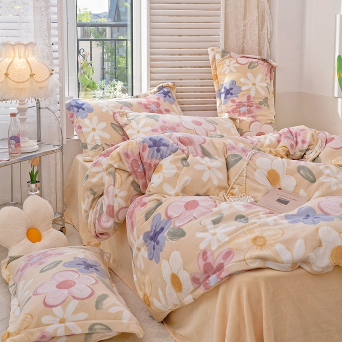 91家纺网 家纺一手货源 找家纺 沐棉 2022新款抗静电高克重加厚小清新印花牛奶绒四件套 花如梦