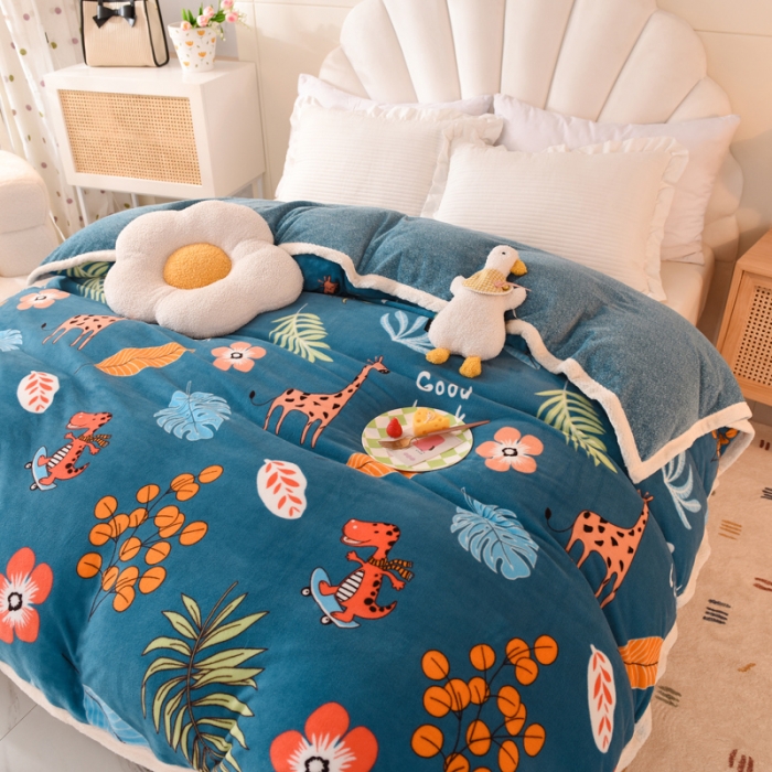 91家纺网 家纺一手货源 找家纺 甜之梦 2025新款多功能泥点绒印花加厚被套毛毯 动物乐园