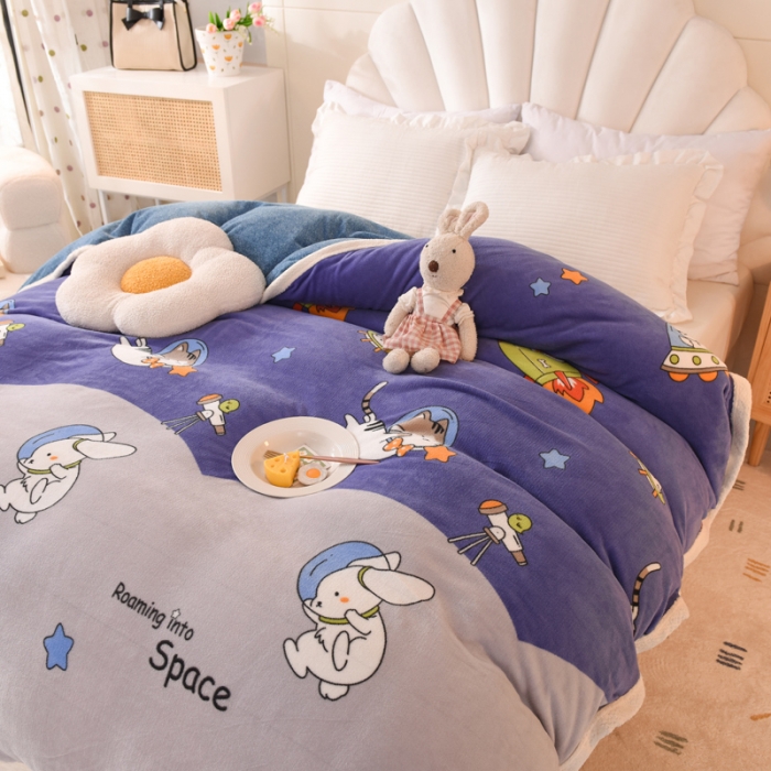 91家纺网 家纺一手货源 找家纺 甜之梦 2025新款多功能泥点绒印花加厚被套毛毯 喵星球