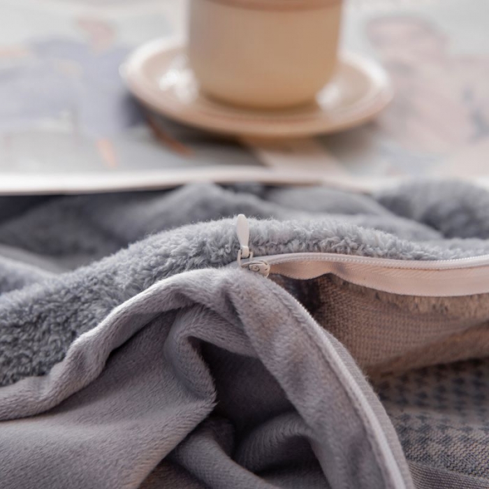 91家纺网 家纺一手货源 找家纺 凡客 2022新款牛奶绒雕花绒夹棉床笠四件套 深灰