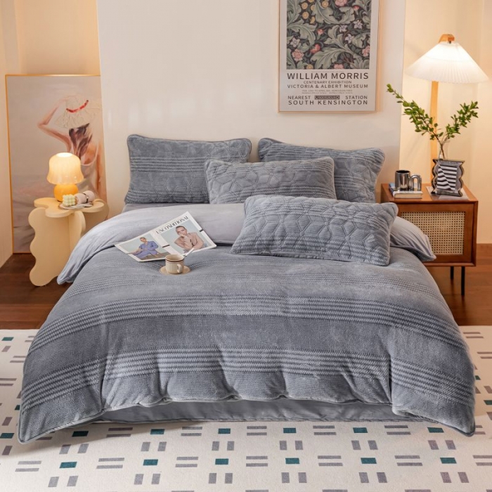 91家纺网 家纺一手货源 找家纺 凡客 2022新款牛奶绒雕花绒夹棉床笠四件套 深灰