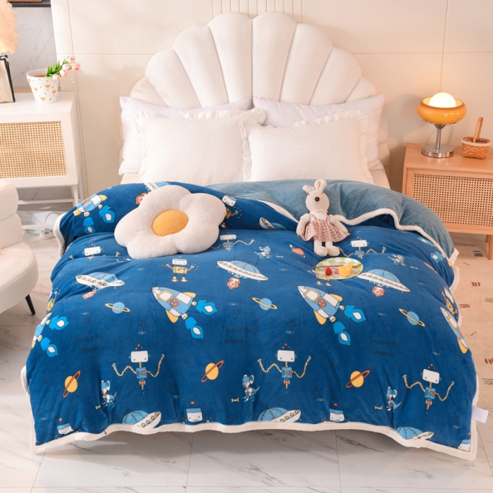 91家纺网 家纺一手货源 找家纺 甜之梦 2025新款多功能泥点绒印花加厚被套毛毯 太空机器人北卡蓝