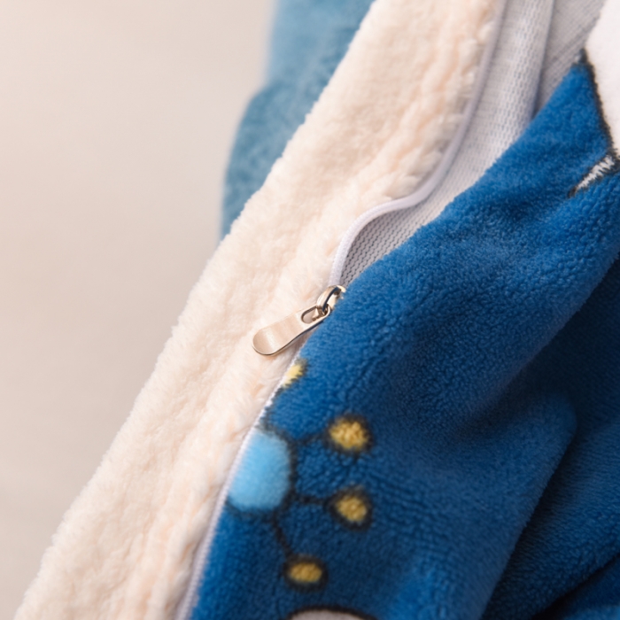 91家纺网 家纺一手货源 找家纺 甜之梦 2025新款多功能泥点绒印花加厚被套毛毯 太空机器人北卡蓝