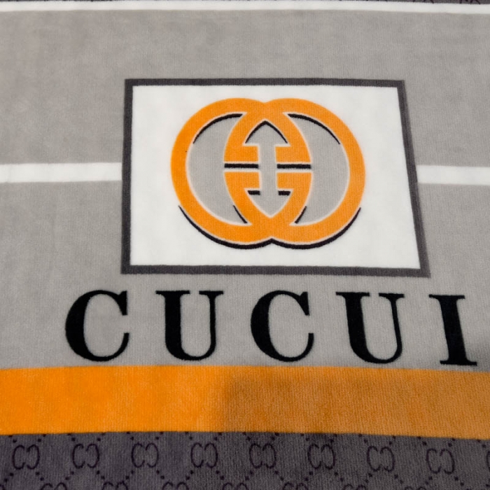 91家纺网 家纺一手货源 找家纺 羋多 2023新款A版牛奶绒+B版阳离子提花双层复合毯 时尚潮牌